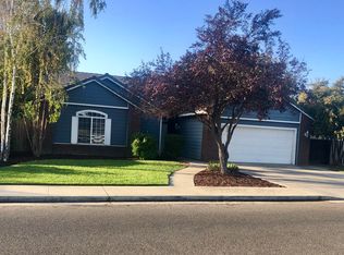 1615 Pioneer Ave, Porterville, CA 93257