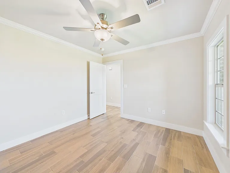 9770 Elite St — Photo 47