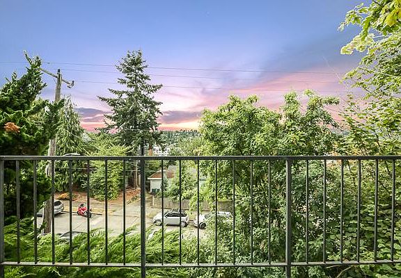 5th image of 3050 14th Ave W APT 303