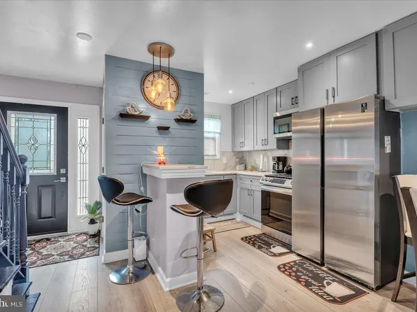 40 La Cascata, Clementon, NJ 08021