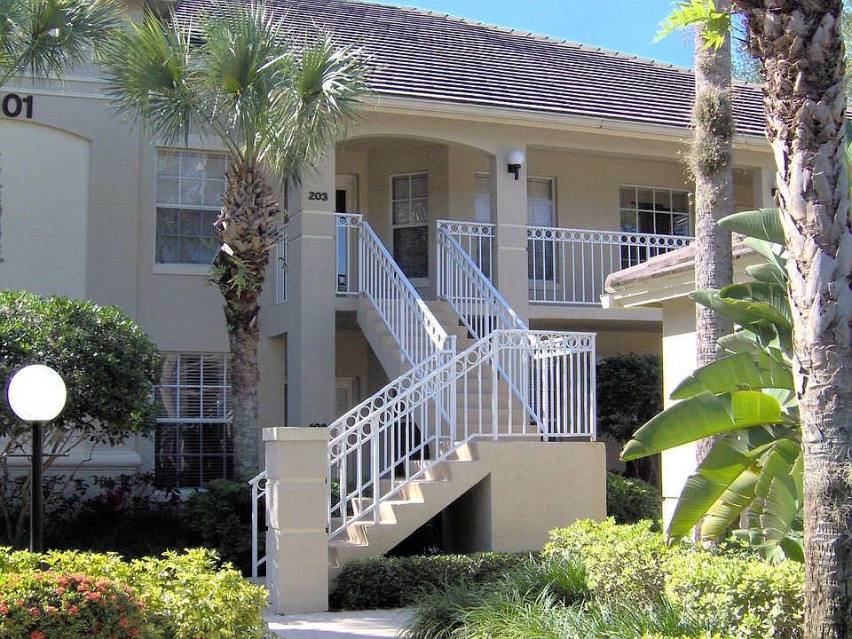 Sawgrass Point