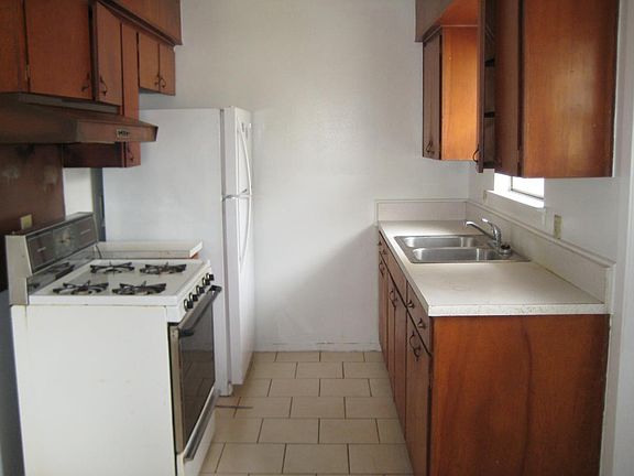 5th image of 1207 Live Oak St