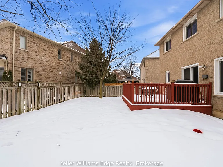 6760 Dillingwood Dr — Photo 40