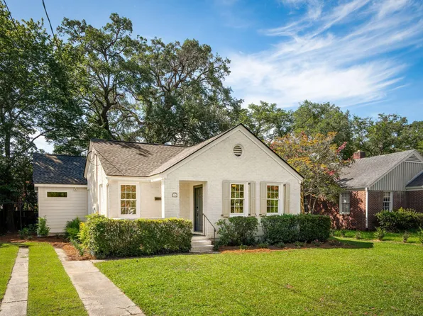 16 Campbell Dr, Charleston, SC 29407
