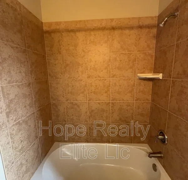 10931 Glen Canyon Dr — Photo 15