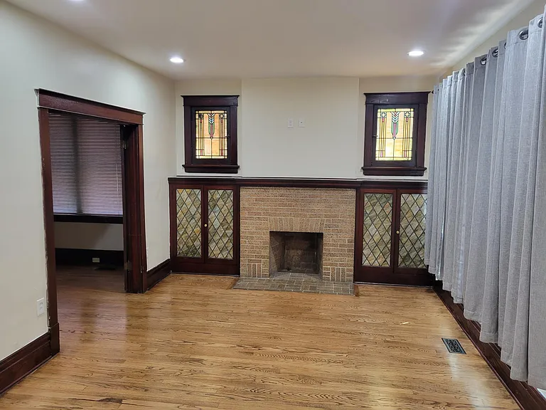 6033 Enright Ave — Photo 4