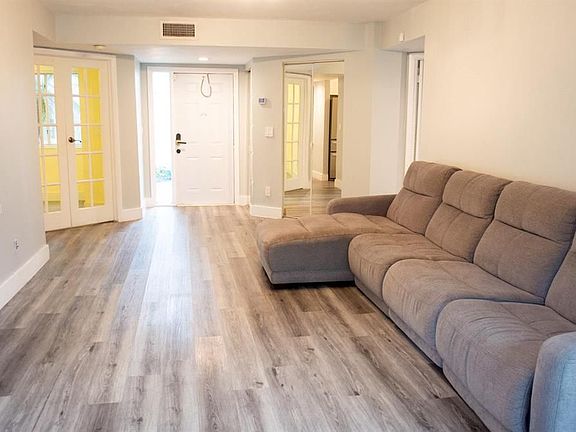 5th image of 992 NW 93rd Ave #18