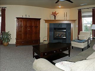 4th image of 9429 Country Hollow Dr E