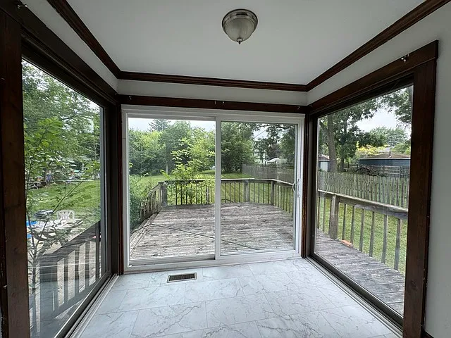 440 Ingalton Ave #1 — Photo 6