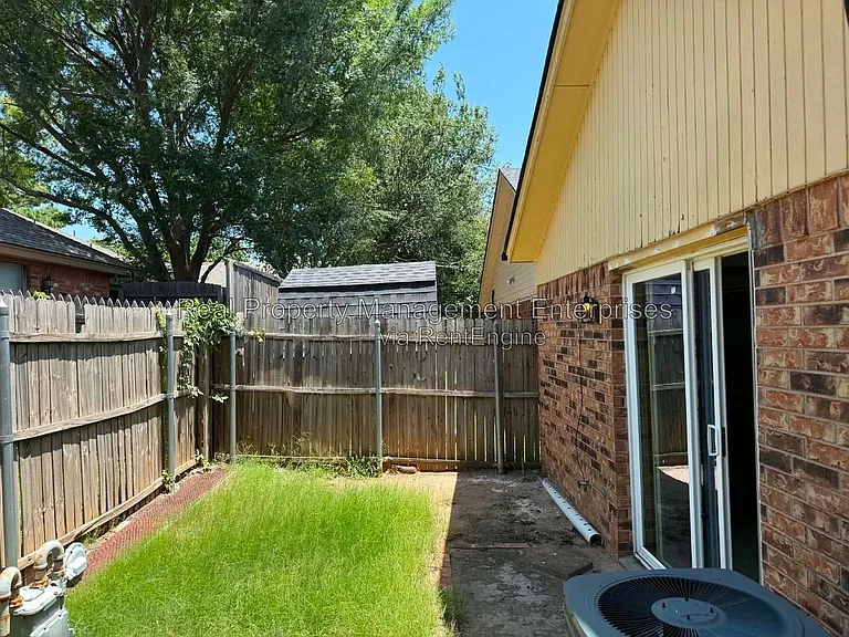 4105 Heritage Place Dr — Photo 25