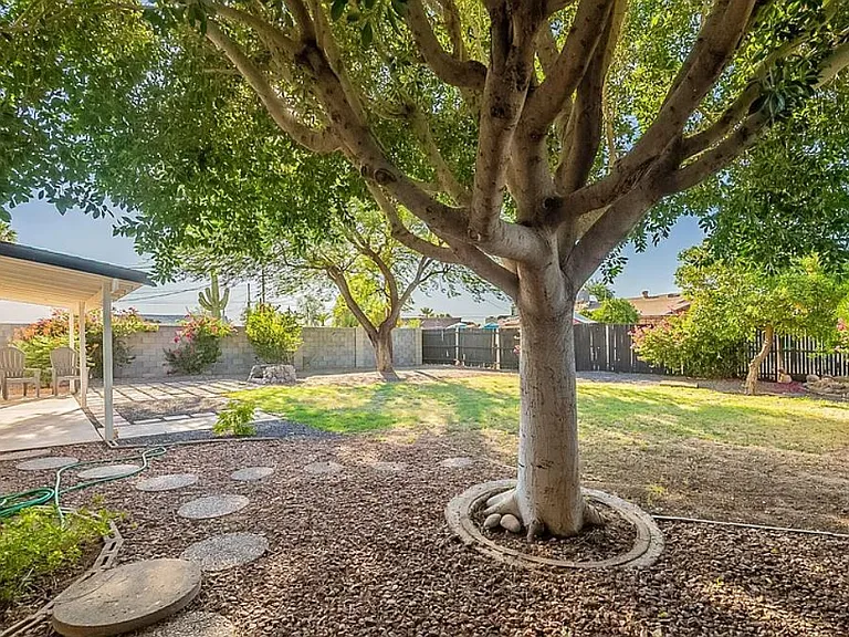 8214 E Elm Dr — Photo 21