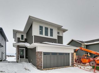 420 W Ranch Gate, Strathmore, AB T1P 0B4