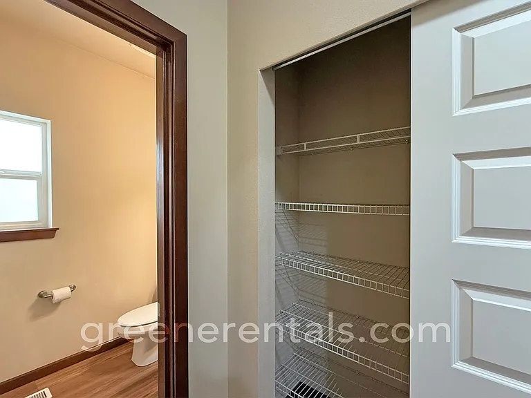 611 H St SW — Photo 17