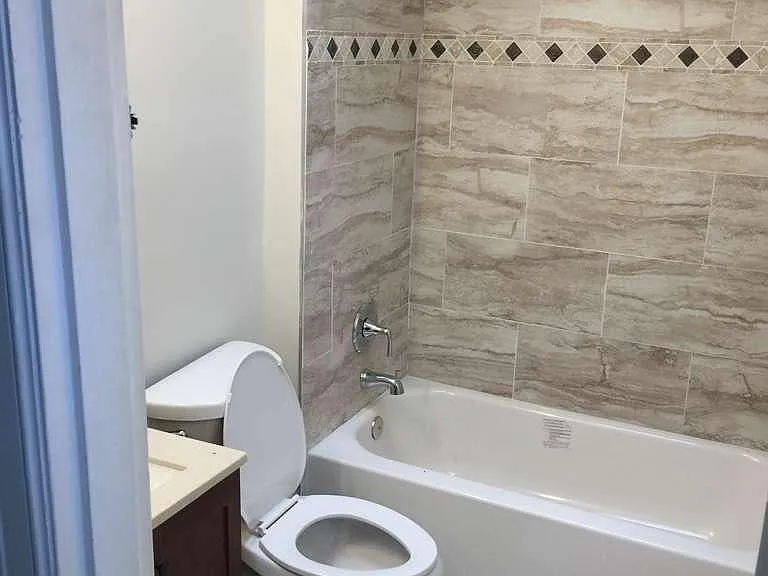 1335 T St SE — Photo 5