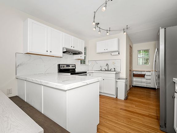 5th image of 1555 Gassaway Main St