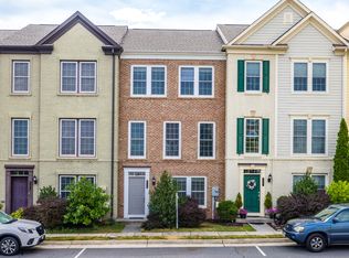 459 Heartleaf Ter SE #1, Leesburg, VA 20175