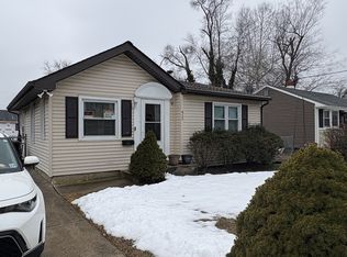 412 6th Ave, Lindenwold, NJ 08021