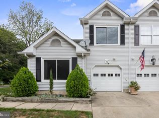 101 Stoneham Dr, Glassboro, NJ 08028