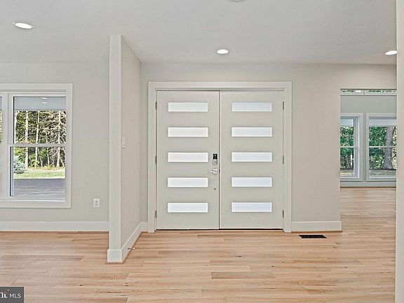 5th image of 10900 Hunter Station Rd