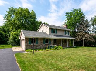 S29W27205 Green Ln, Waukesha, WI 53188