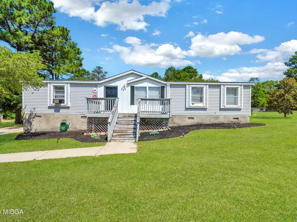 130 Parker Dr, Macon, GA 31217