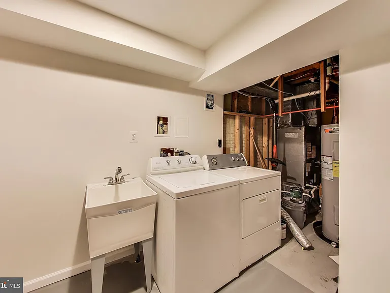 20488 Summersong Ln — Photo 29