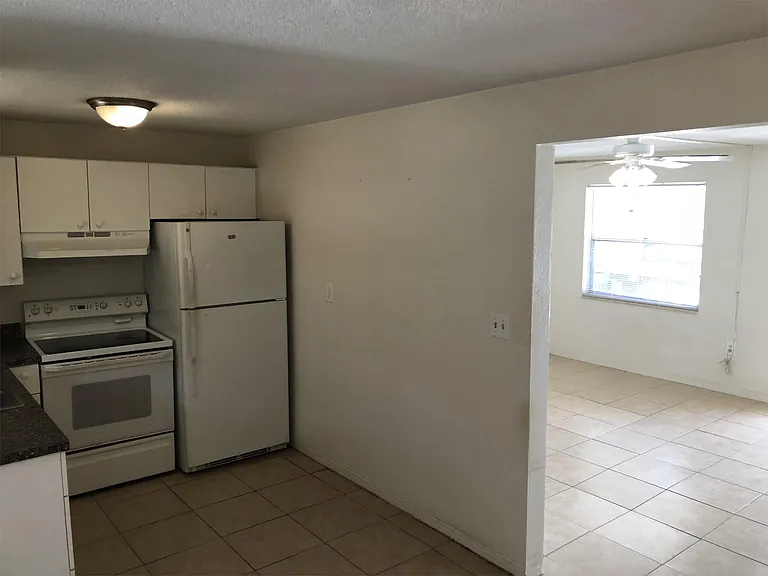 311 Francis Dr #2 — Photo 1