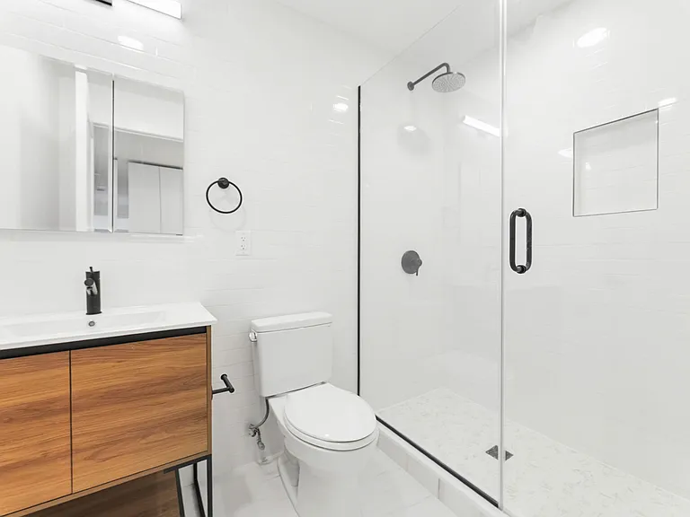 42 Pilling St #3 — Photo 6