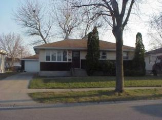 943 W Ash St, Griffith, IN 46319