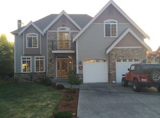 8403 NE 169th Pl, Kenmore, WA 98028