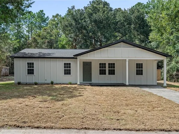 2558 Farnell Dr, Mobile, AL 36605