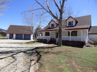 10253 Fox Ln, Frazier Park, CA 93225