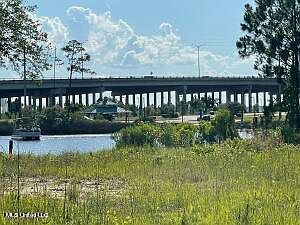 2nd image of 350 Poindexter Dr #1