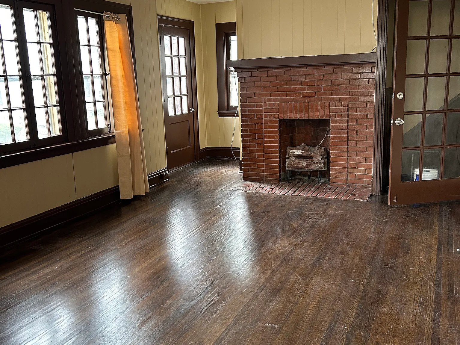 228 McCormick Pl — Photo 2