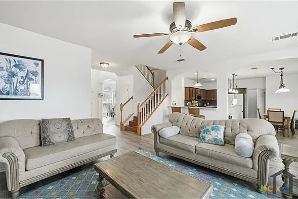 1410 Katie Lynch Dr — Photo 7