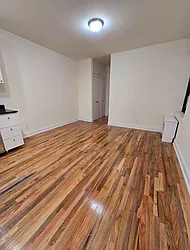 Rented by Metro Park Realty Inc