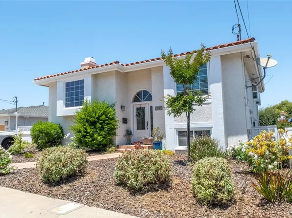 1751 1st St, Manhattan Beach, CA 90266