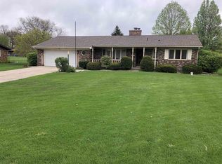 57154 Poppy Rd, South Bend, IN 46619