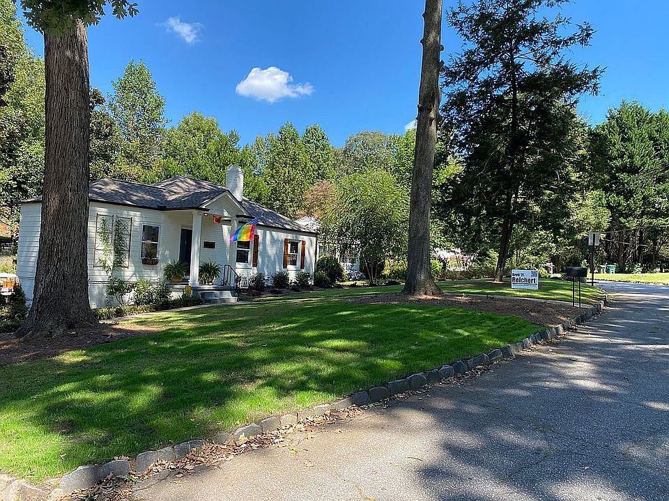 1st image of 638 S Gordon Cir
