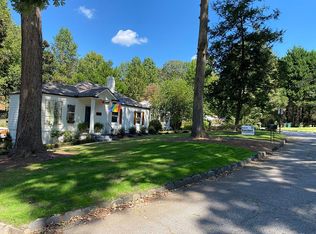 638 S Gordon Cir, Hapeville, GA 30354