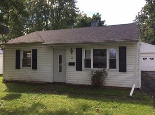 11 Carlton Rd, Waterloo, NY 13165