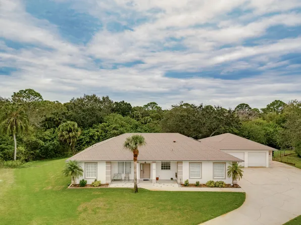 3015 Kershaw Ct, Melbourne, FL 32934