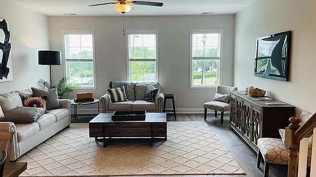 1020 Gateway Commons Cir — Photo 13