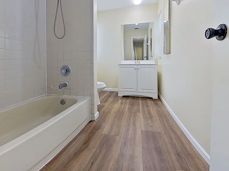 12958 Medford Ln — Photo 20