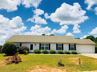 50 Grandview Dr, Jefferson, GA 30549