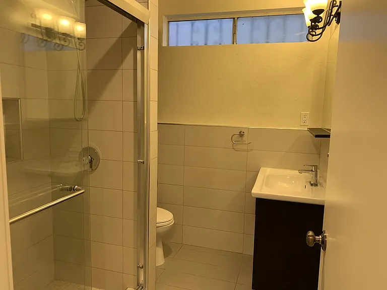 57 Lycett Cir #A — Photo 25