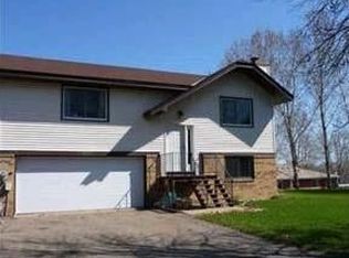 1185 Hillcrest Ct, Woodbury, MN 55125
