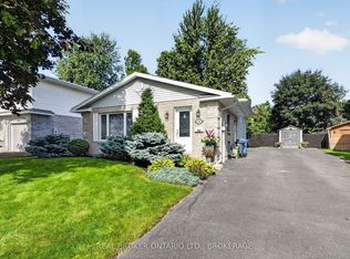 858 Chelsea Cres, Cornwall, ON K6H 6Y5