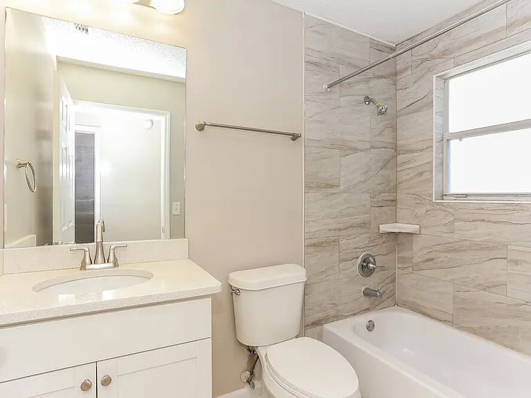 2222 Thomas Lynch Ct — Photo 15