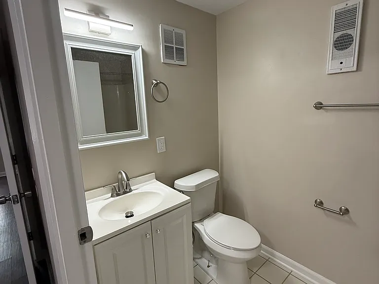 2131 Bedell Rd #4 — Photo 14